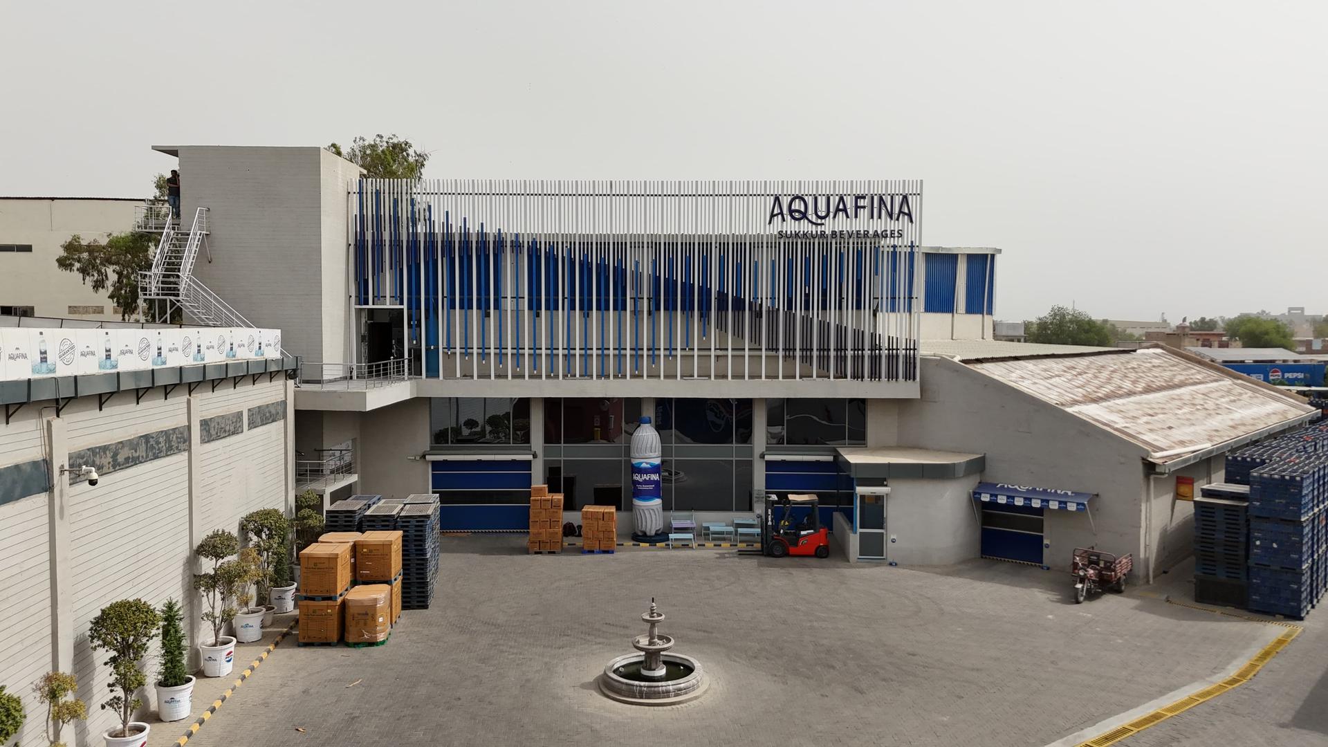 Aquafina image 1